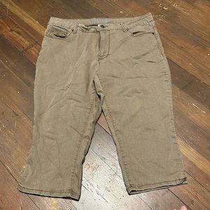 Faded glory 20 w capris